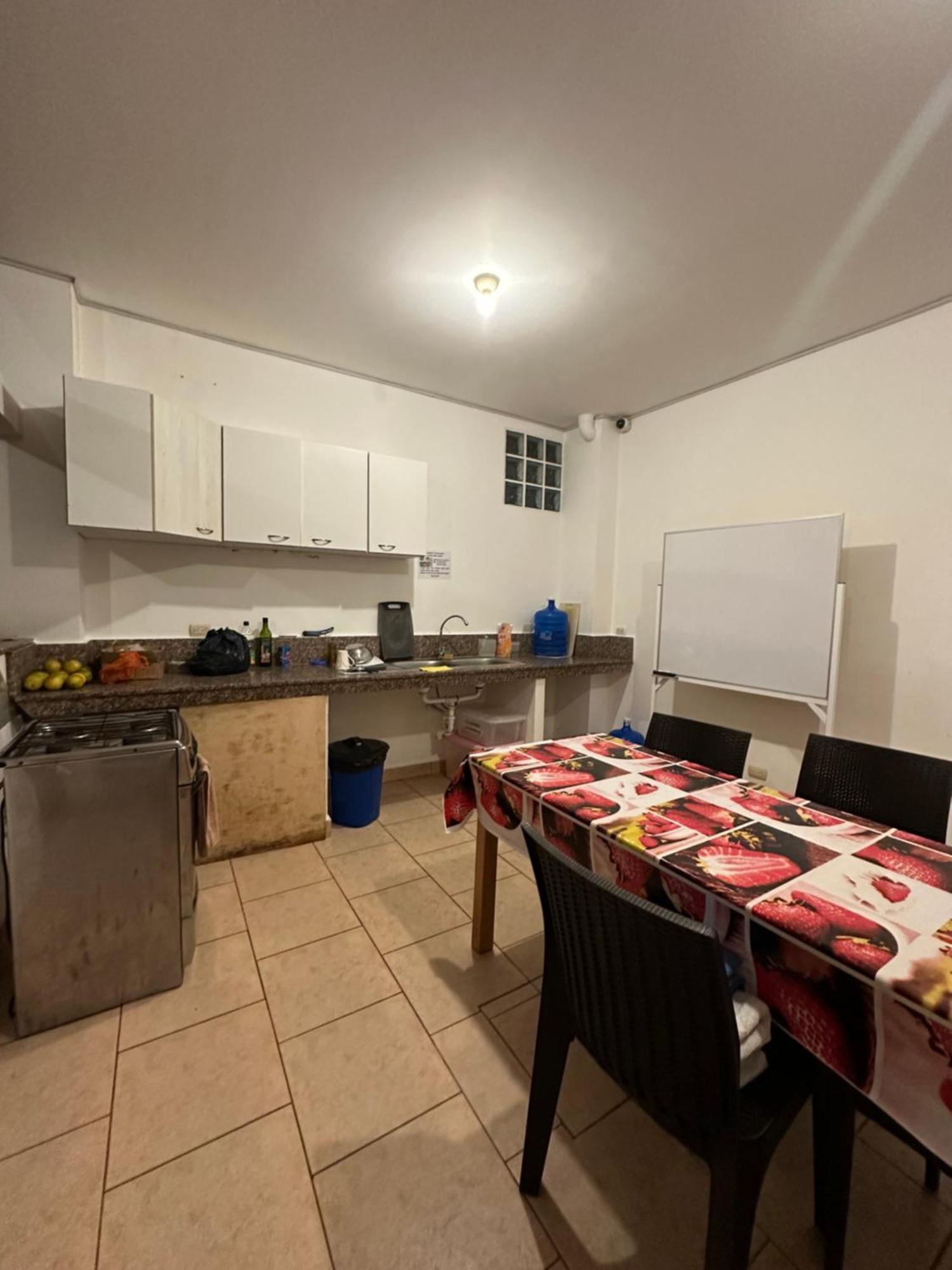 Hostal Yaku Montañita Zewnętrze zdjęcie