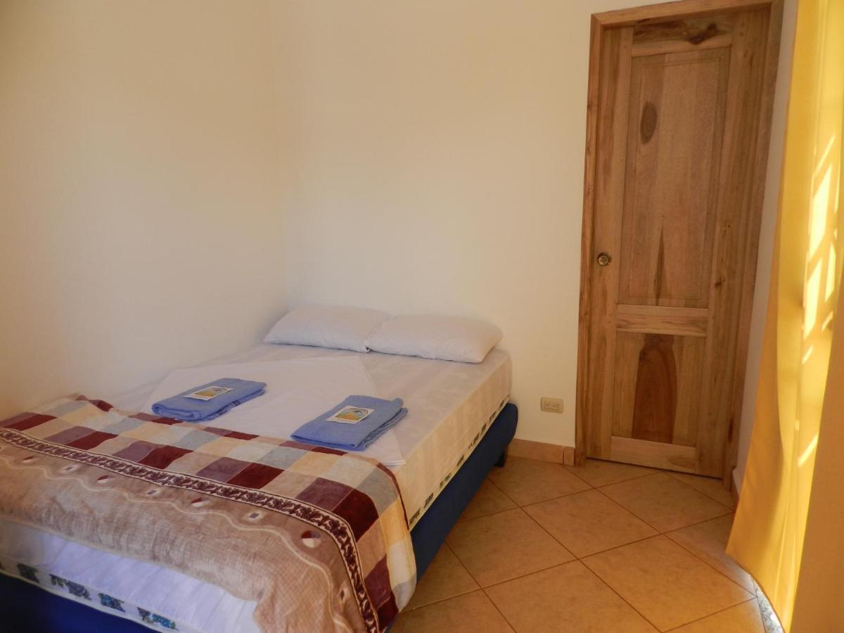 Hostal Yaku Montañita Zewnętrze zdjęcie
